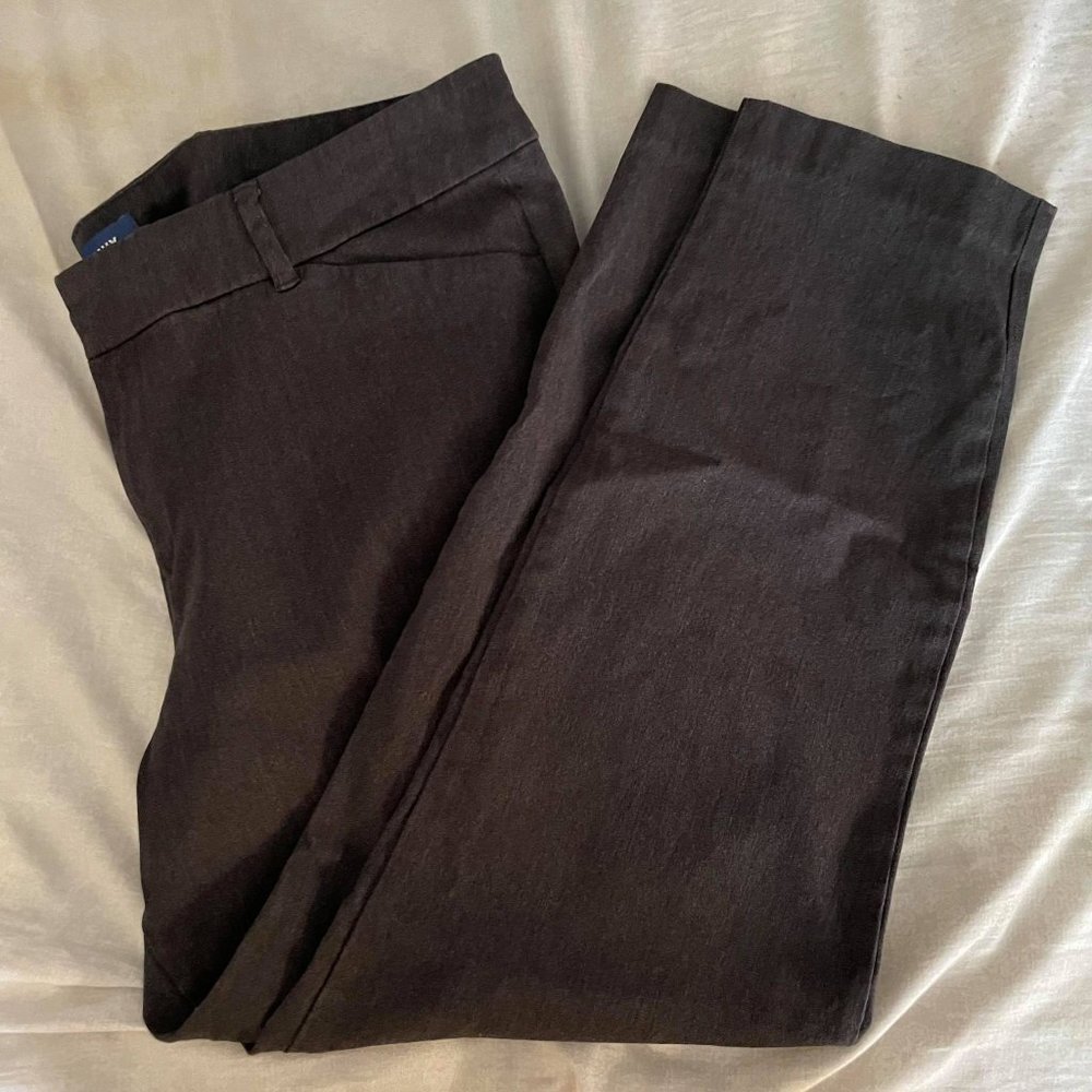 GREY OLD NAVY PIXIE PANTS